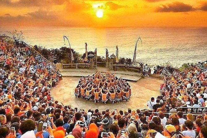 Best Bali Beaches - Uluwatu Temple - FREE Wi-Fi - Why this private Bali beach tour works