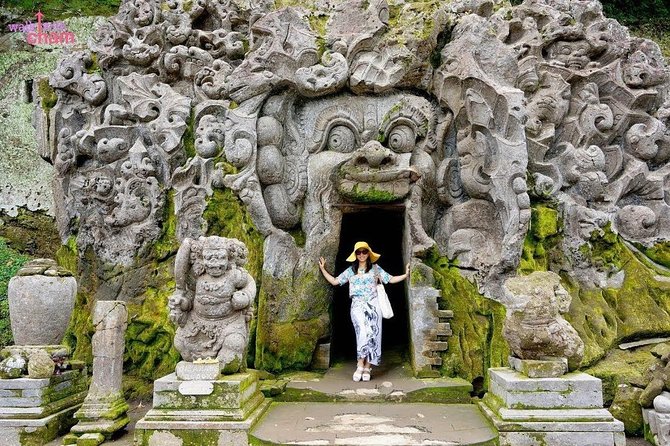Best Bali Car Charter Service - Starting on Jalan Raya Campuhan in Ubud