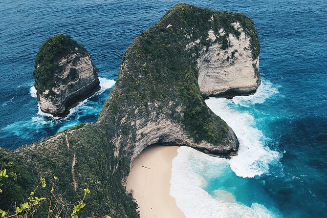 Best Iconic West and East Nusa Penida Island Tour - All Inclusive - Paluang Cliff and a different angle on Kelingking Rock