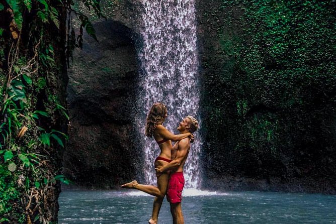 Best Of Ubud : One Day Hidden Waterfall Tour with Tempel - Starting with the carved stones of Batuan Temple