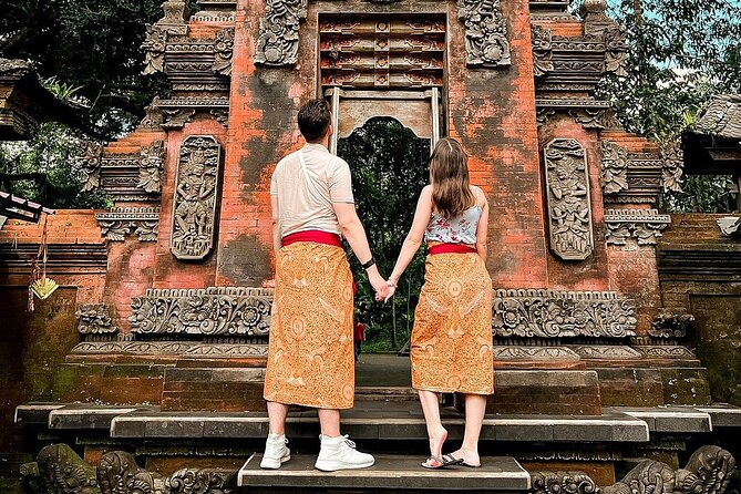 Best of Ubud Private Tour with Jungle Swing Experience - Ubud Traditional Art Market