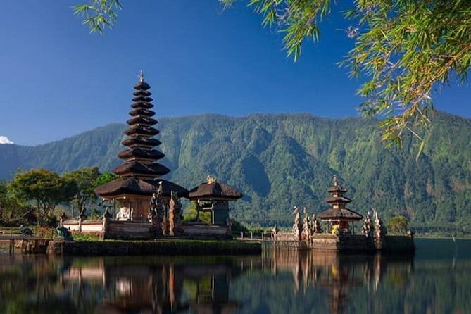 Best Of Ubud Scenic Full Day Private Guided Tour - Tampaksiring coffee and tea in a cooler setting