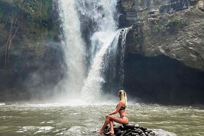 Best of Ubud Waterfalls, Tegalalang Rice Terrace & Jungle Swing - Tegalalang Rice Terrace: walk beyond the famous photo