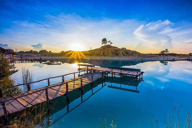 Bintan Sand Dunes & Blue Lakes Tour with Lunch - Who will enjoy this Bintan tour most