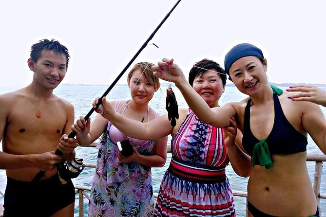 Bintan Snorkeling Tour - Snorkeling with an instructor beside you
