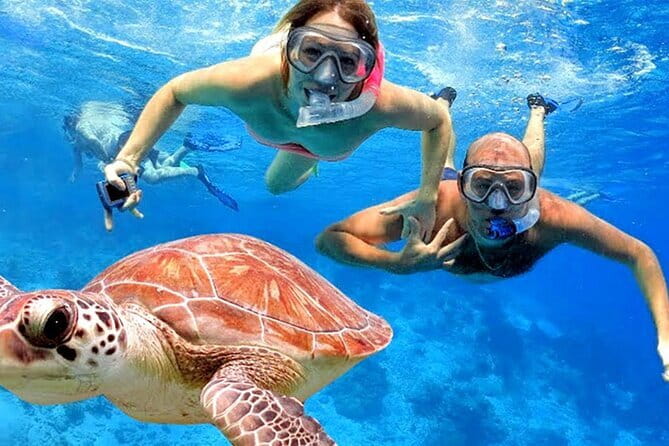 Blue Lagoon Snorkeling with Lunch and Private Transport - Blue Lagoon: calm water and room to relax