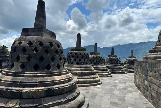 Borobudur Climb To the top & Prambanan Temple All Inclusive Tour - Lunch, extra stops, and the useful flexibility