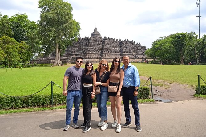 Borobudur Climb To The Top, Prambanan Temple And Ramayana Ballet - The Ramayana Ballet turns stone stories into movement