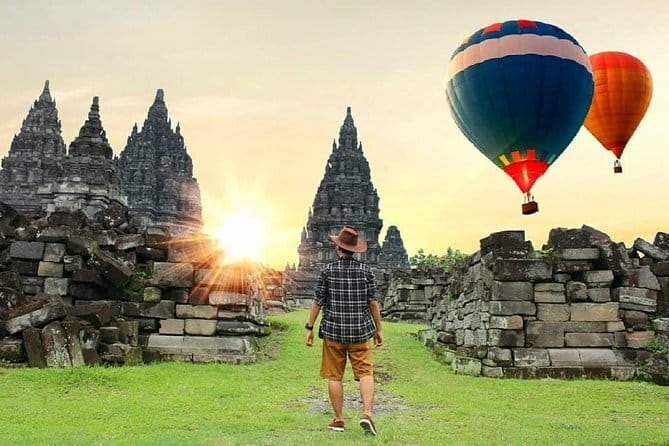 Borobudur (Climb Up), Sultan Palace - Tamansari, Prambanan Tour - Who should book this tour?