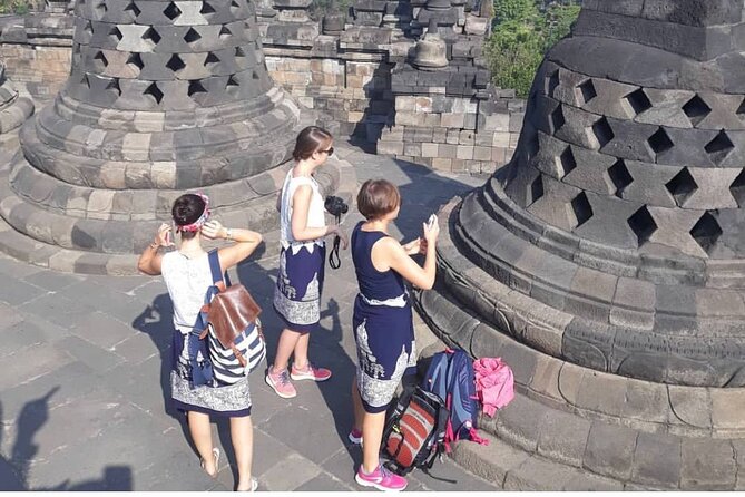 Borobudur ClimbUP guaranteed (sunrise option)& Prambanan Day Tour - Who will get the most from this tour?