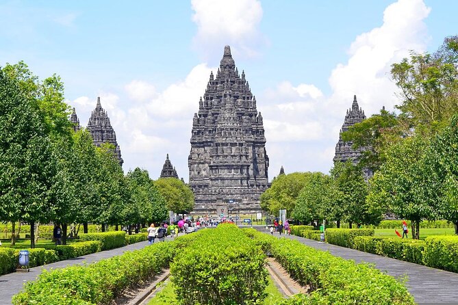 Borobudur Full Climb Up And Prambanan All Inclusive Private Tour - Making sense of Prambanan’s soaring Hindu shrines
