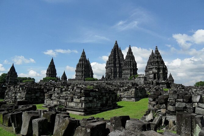 Borobudur Full Climb Up And Prambanan All Inclusive Private Tour - The people who make the day work