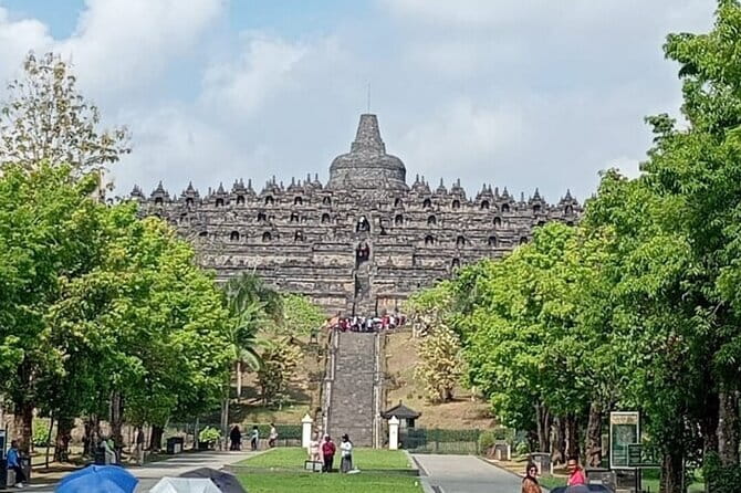 Borobudur, Prambanan, Bromo, & Ijen (Private car) - Day three: the Bromo sunrise routine