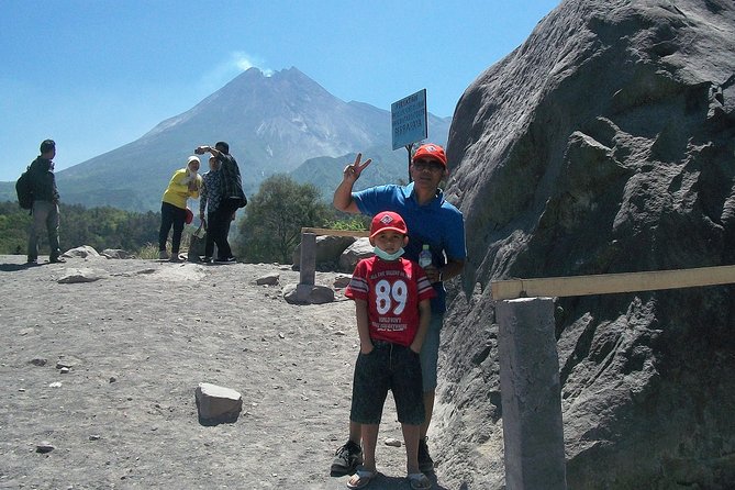 Borobudur Sunrise and Temples Tour from Yogyakarta - Prambanan Completes the Temple Story