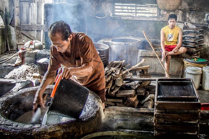 Borobudur: Village Tour with Pottery and Tofu Making - Gerabah Klipoh: 40 minutes with clay