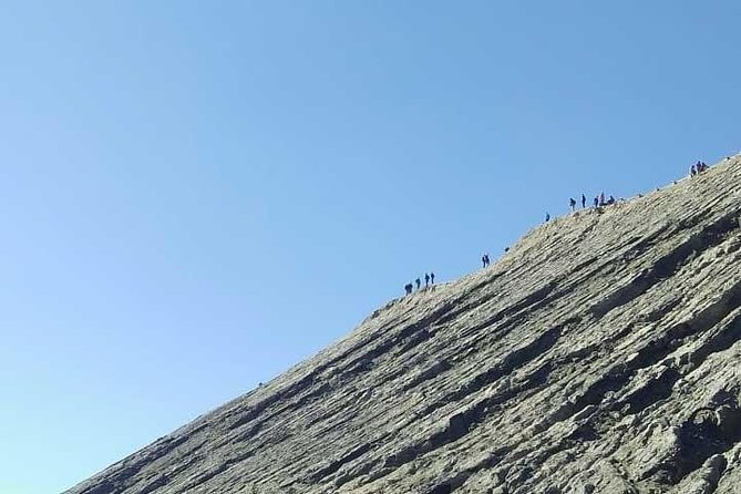 Bromo sunrise tour - start Surabaya // 1 day - Madakaripura Waterfall, if time allows