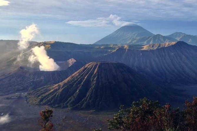 Bromo sunrise tour via Tumpang - start Malang // 1 day tour - Crossing the Black Sand Sea by Jeep