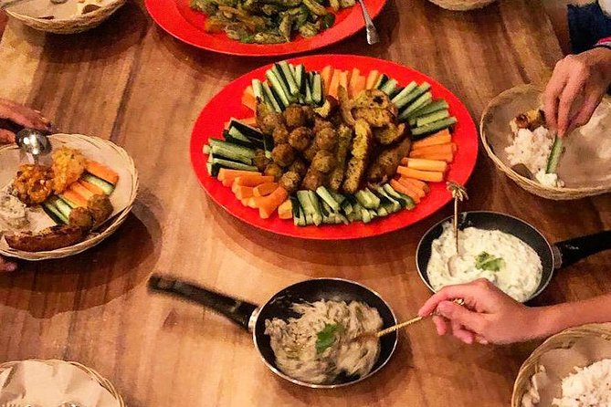 Cooking class in the comfort of your own personal villa. Yes, I'll come to you! - Eating in your own villa