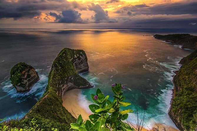 Day Trip to Nusa Penida with All Inclusive - Kelingking Beach and the famous T-Rex cliff