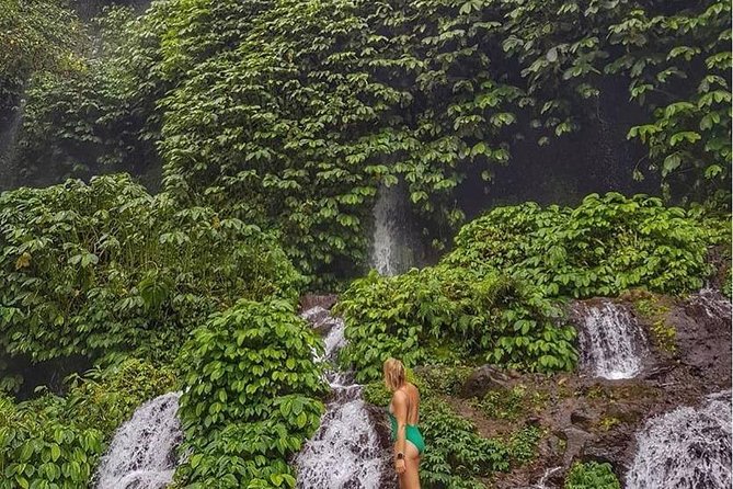 Day Trip Waterfall (Benang Kelambu, Benang Stokel, Sesere) - Benang Kelambu and the steep stairway