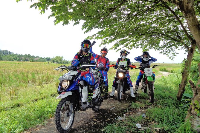 Dirt Bike Tours with fully trained Guides - full day tours with relax time frame - What the $52 price includes