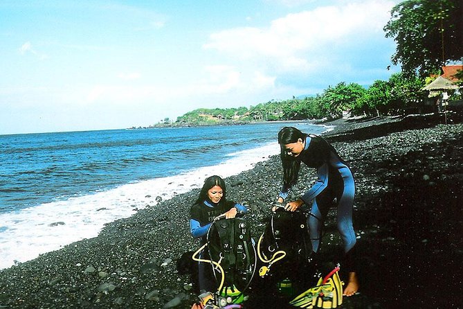 Dive at Tulamben Bali USS Liberty Ship Wreck - Lunch and the rhythm of a full day