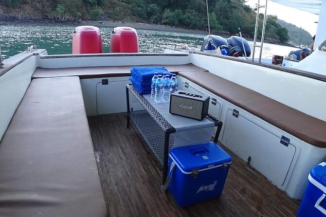 Early Bird Speedboat Group Tour : Explore Komodo Ahead of Crowds - Pink Beach offers a slower hour