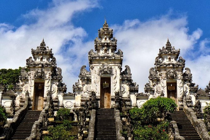 East Bali Tour: Gate of Heaven, Water Palace, Sleeping Gajah - Lempuyang Temple and the famous Gate of Heaven