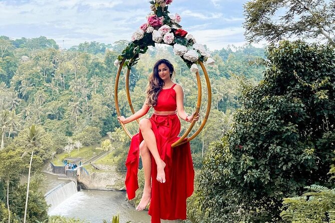 Experience Full Day to Bali Swing Temple and Monkey Forest - The Bali swing, from 5 to 20 meters