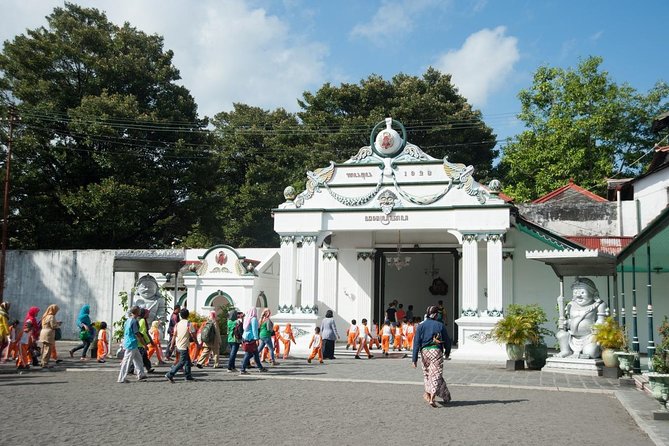 Explore City Tour from Yogyakarta - 1:30 p.m. in Kota Gede