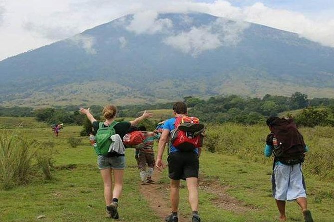 Explore Mount Rinjani To Summit, Lake & Hot Spring (3D 2N) - Key points at a glance