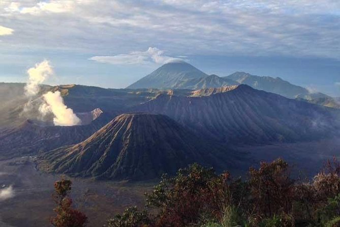 Explore volcano Bromo - start Surabaya // 2 days 1 night - Luhur Poten Temple and the walk to Bromo’s rim