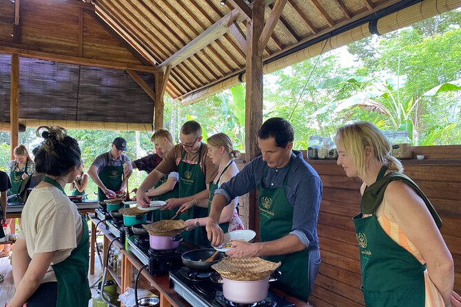 From Ubud: Authentic Bali Farm Cooking School & Organic Farm - Six dishes, plenty of chopping, and clear instruction