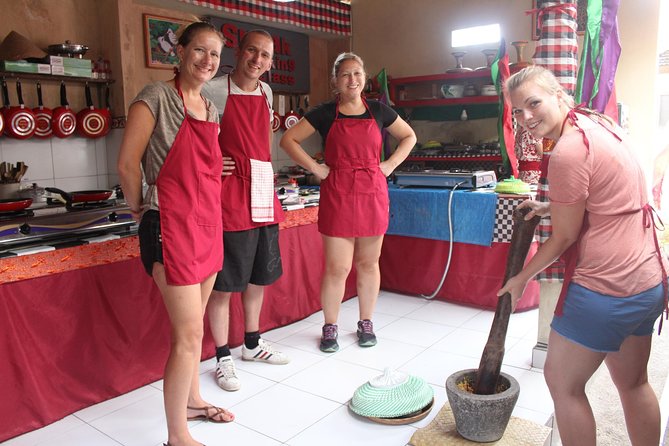 From Ubud : Ubud Balinese cooking class with Market tour - Welcome drink, spice paste, and nine dishes