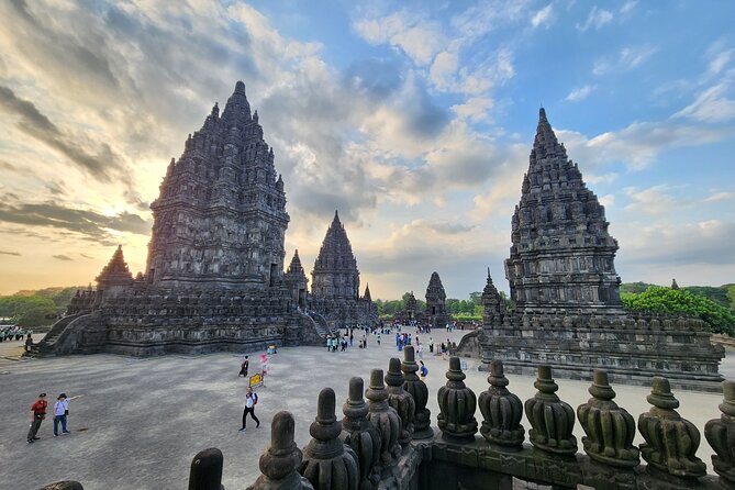 From Yogyakarta: Borobudur, Bromo and Ijen Tour 3-Day with Train - What this four-day Java route is really like