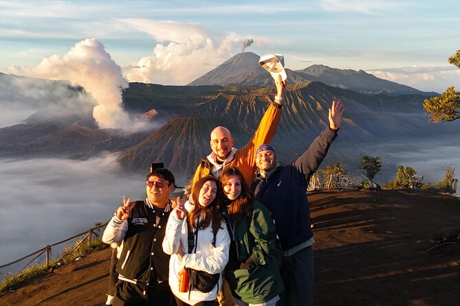 From Yogyakarta: Bromo Sunrise & Ijen Volcano with Bali Drop-off - Day 1: leaving Yogyakarta for Mount Bromo
