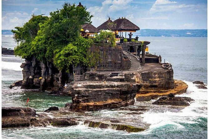 Full Day All Inclusive Tanah Lot and Uluwatu Sunset Tour - What the private driver adds