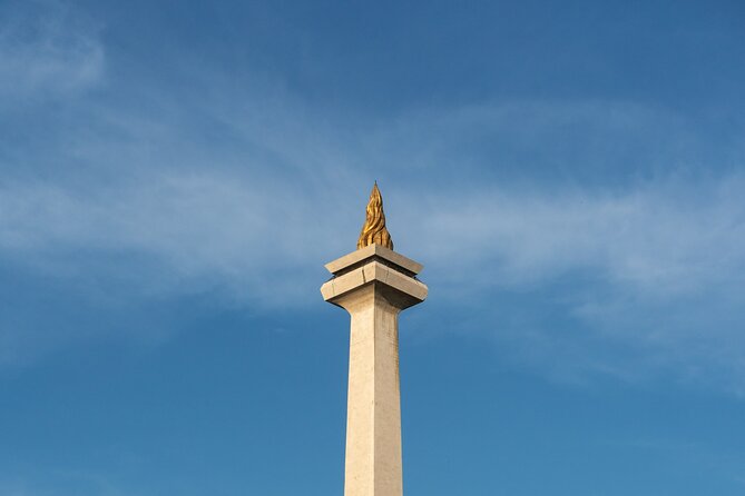 Full-Day Highlights of Jakarta Private Tour with Lunch - Monas explains Indonesia’s independence story