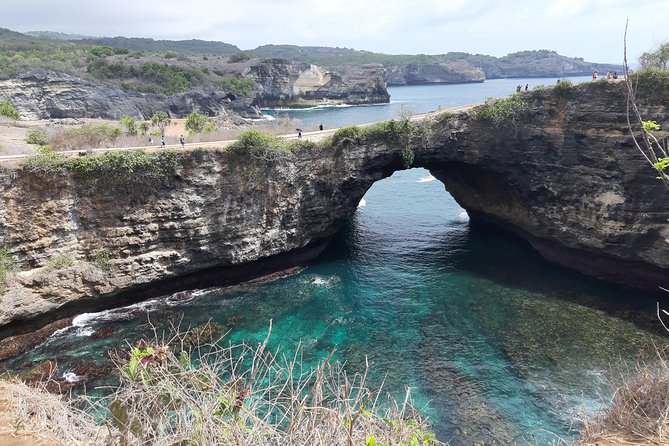 Full-Day Nusa Penida Island Private Tour with Local Guide - Broken Beach and the strange archway