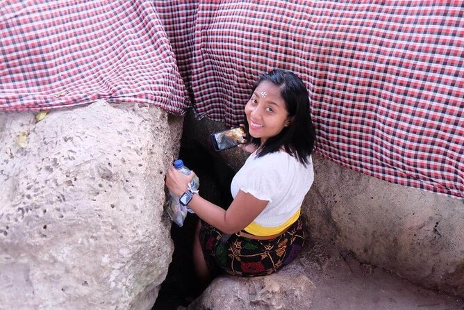 Full Day Private Tour to Nusa Penida Underground Temple from Bali - The guides are a major part of the value