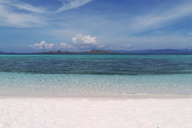 Full Day Tour to Komodo Island By Speed Boat to explore 6 destinations - Komodo Island and the dragon trek