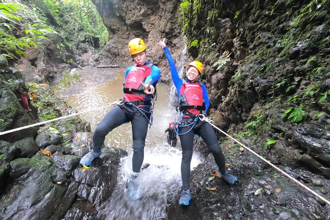 Fun Canyoning in Gitgit Canyon - Breakfast and the base-camp briefing
