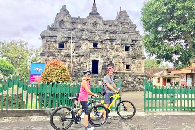 FUN Cycling Tour De Temples - Plaosan Temple, the Twin Temple