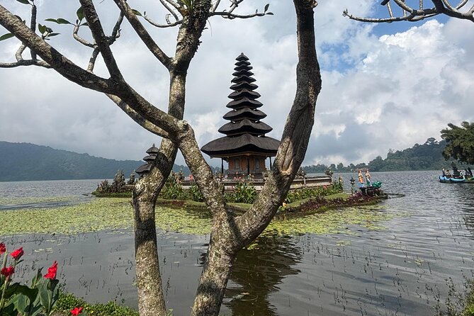 GAD Tanah Lot Tour - Ulun Danu Beratan and the cooler highlands