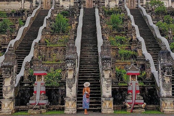 Gate of Heaven Tour With Guide : All-Inclusive Best Experience - Tirta Gangga’s fountains, gardens, and pools