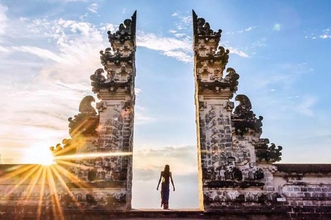 Gates of Heaven Temple and Blue Lagoon Snorkeling with All-inclusive - Snorkeling at Tanjung Jepun and Blue Lagoon