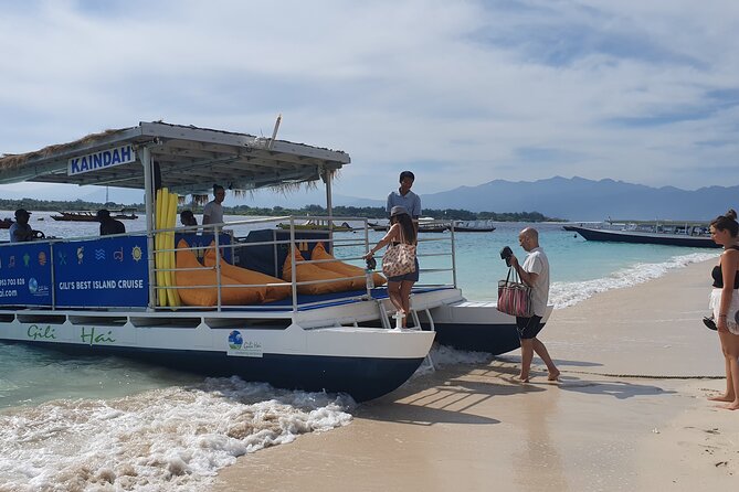 Gili Hai 3 Islands BBQ Sunset Cruise - Turtle Point and the best chance for a memorable swim