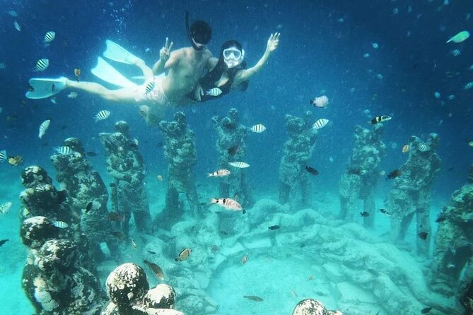 Gili Trawangan & Gili Air Snorkeling Tour Turtles & Statue - Crowds, guides and the shared-boat rhythm