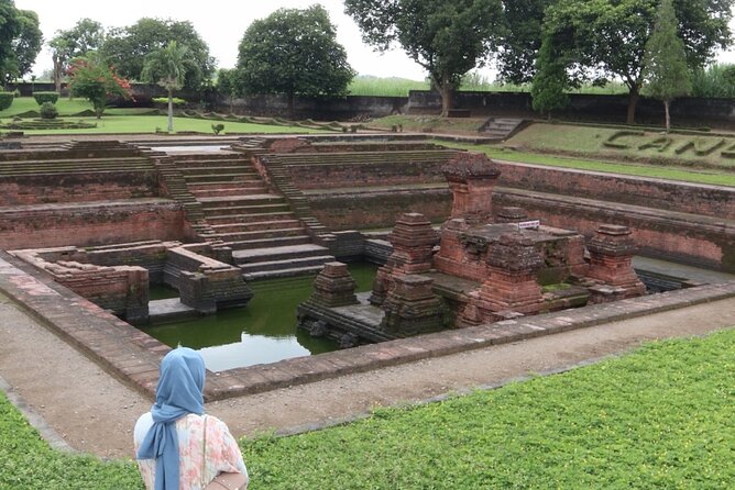 Half-Day Private Majapahit Historical Tour from Surabaya - Kedaton Temple and the longest look at palace ruins