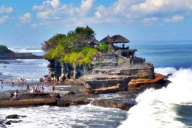 Half Day Tour: Tanah Lot Sunset & Taman Ayun Temple Included Entrance Ticket - Private touring, timing, and practical comfort